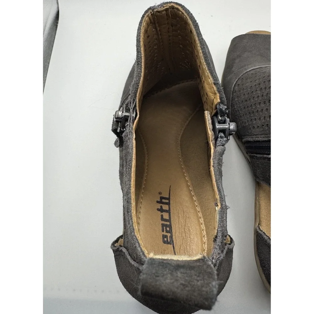 Earth Booties Ankle Cosmos Womens Size 6.5B Gray Suede Open Toe Wedge Zip Casual